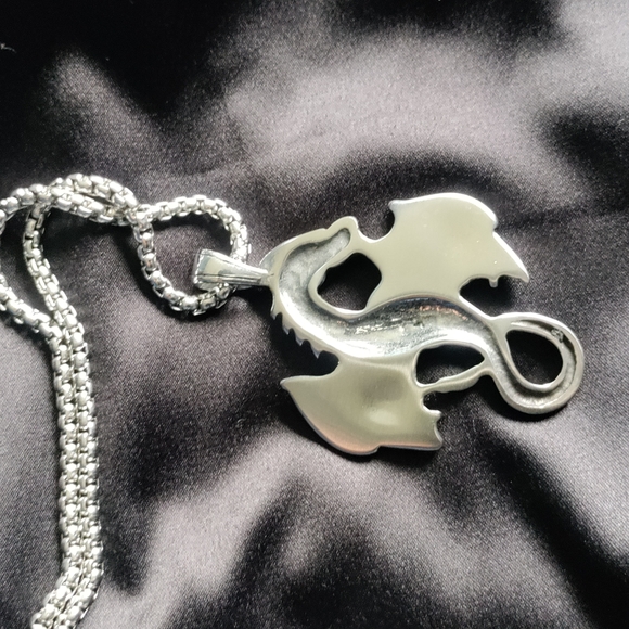 🔥🐍NEW Stainless Steel Silver Dragon Pendant Necklace - Picture 6 of 10